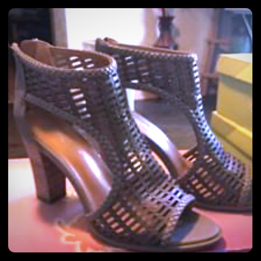 Grey heels